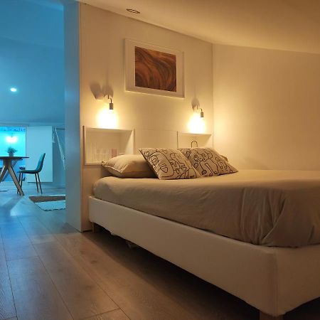 Wood Essence Apartment - Cozy Balcony 科英布拉 外观 照片