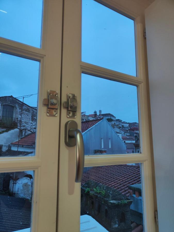 Wood Essence Apartment - Cozy Balcony 科英布拉 外观 照片
