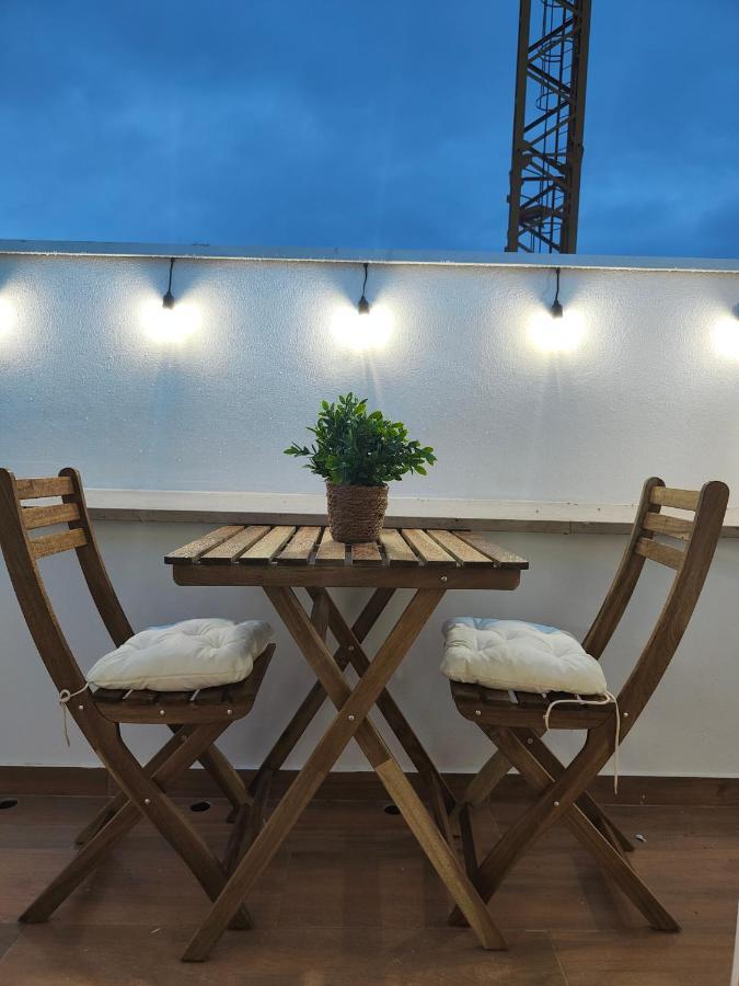 Wood Essence Apartment - Cozy Balcony 科英布拉 外观 照片